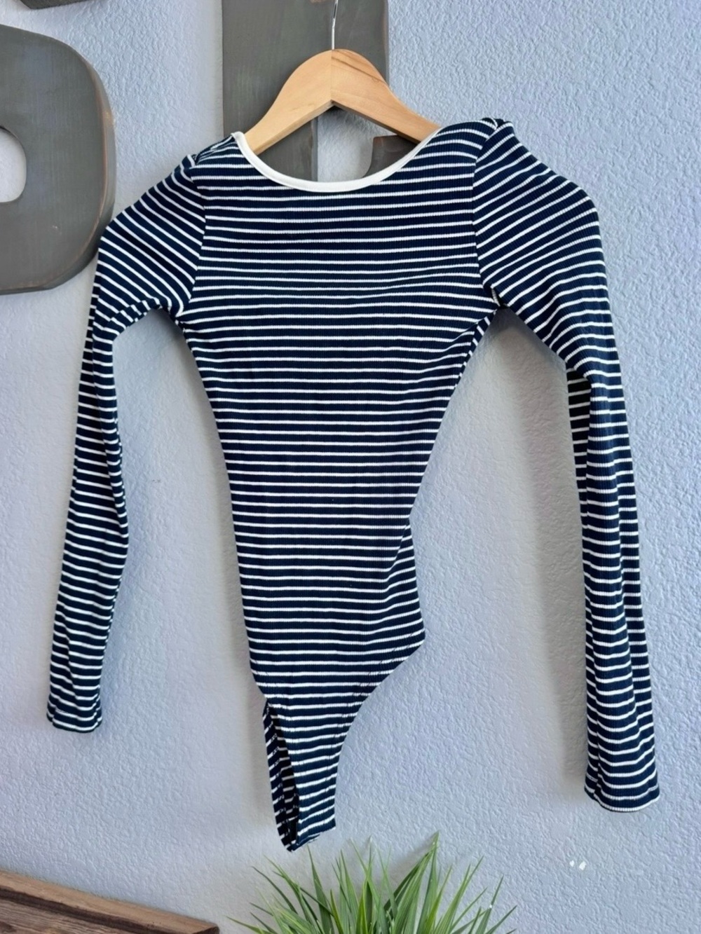 Commense stripe navy bodysuit longsleeve xs